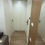 Urban Lotus , Self Check-in ティラナ
