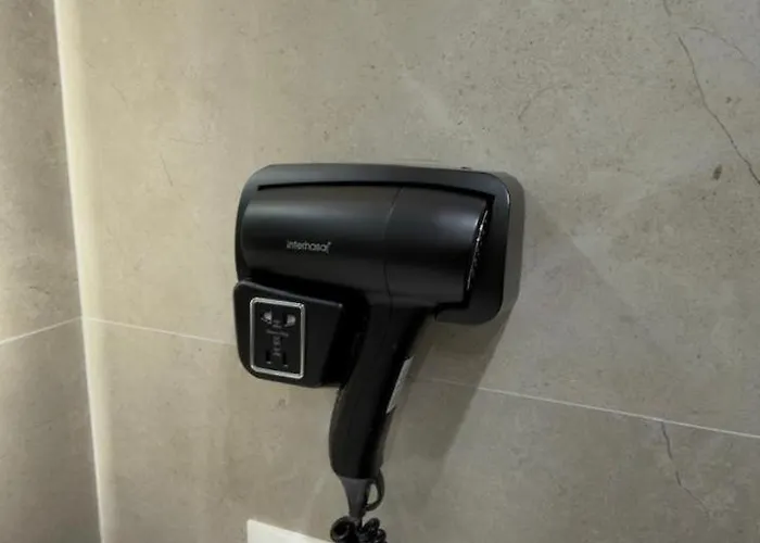 Urban Lotus , Self Check-in Appartement Tirana