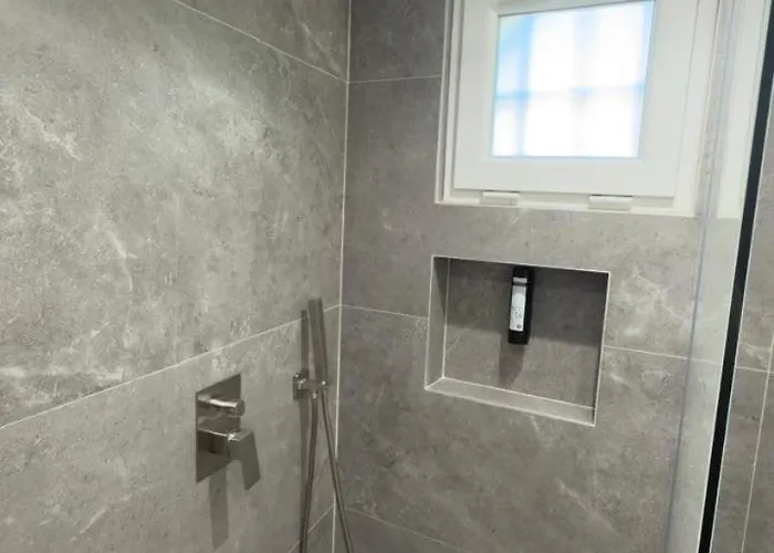Urban Lotus , Self Check-in Appartement Tirana