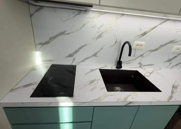 Urban Lotus , Self Check-in Apartmán