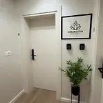 Urban Lotus , Self Check-in Apartment *