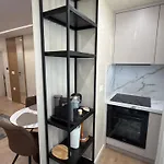 Urban Lotus , Self Check-in Appartement
