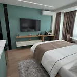 Urban Lotus , Self Check-in Appartement Tirana