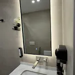 Urban Lotus , Self Check-in Apartment *