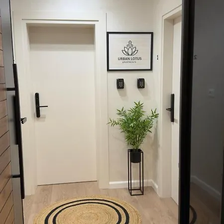 Daire Urban Lotus , Self Check-in Tiran