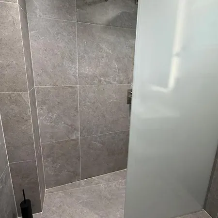 Daire Urban Lotus , Self Check-in Tiran