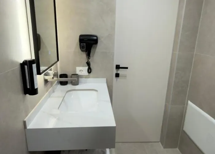 Urban Lotus , Self Check-in 公寓 地拉那